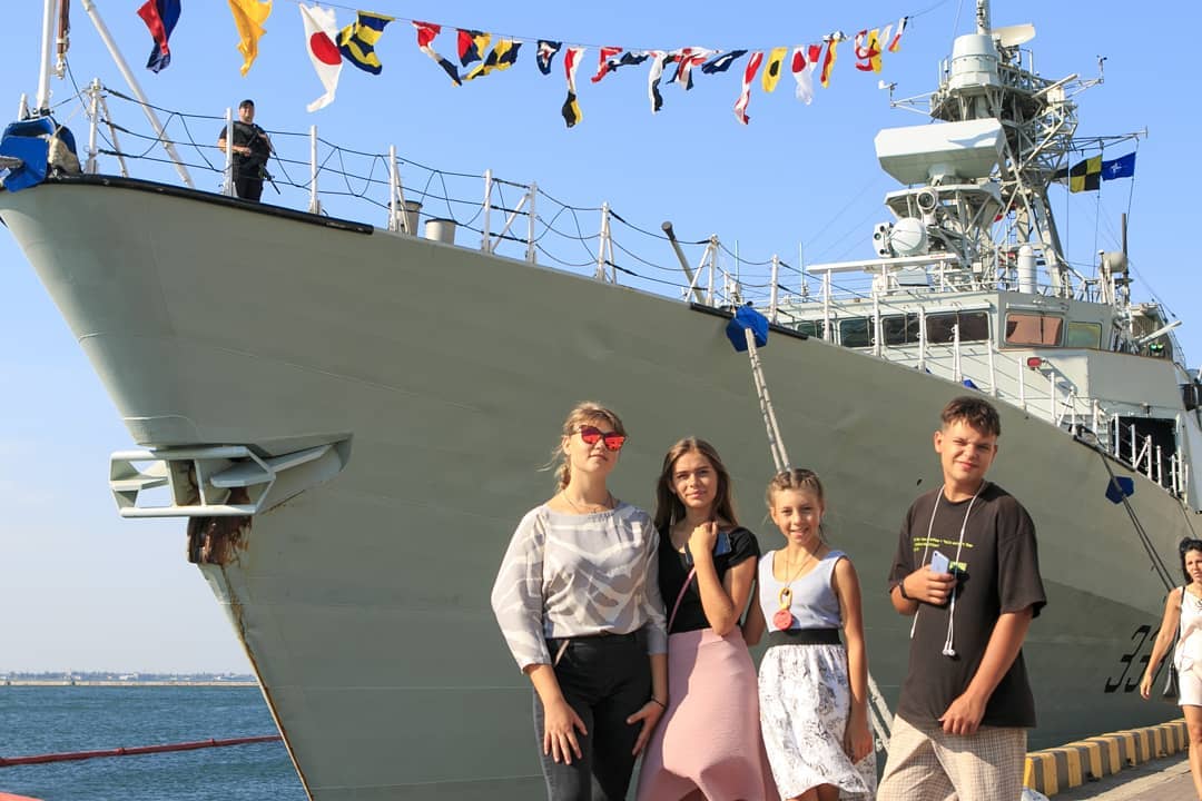 We had a mega-cool weekend – У нас были мега-насыщенные выходные